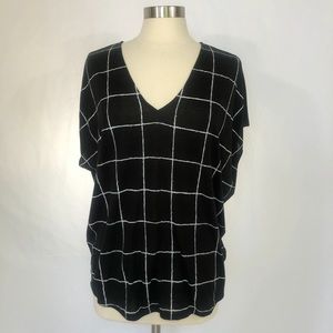 Vince Black/White Short Sleeve Top Size M